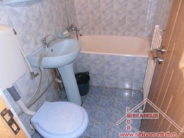 inchiriez-apartament-2-camere-zona-vasile-aaron-4