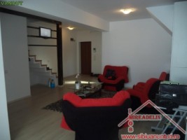 vand-apartament-4-camere-tip-penthouse-calea-poplacii