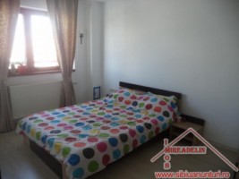 vand-apartament-4-camere-tip-penthouse-calea-poplacii-4