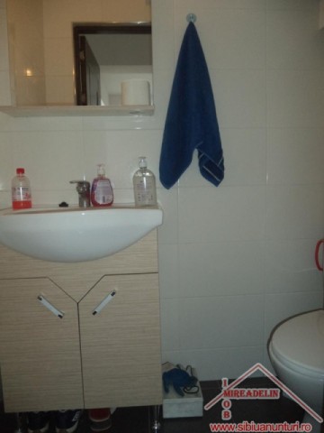 vand-apartament-4-camere-tip-penthouse-calea-poplacii-5