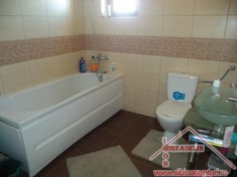 vand-apartament-4-camere-tip-penthouse-calea-poplacii-8