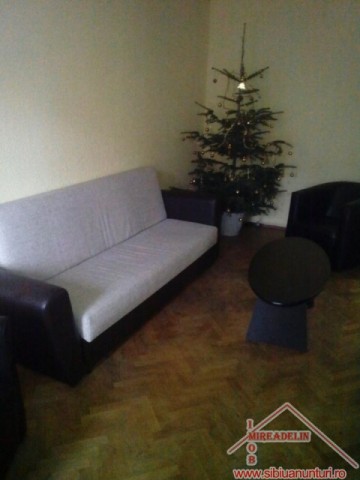 inchiriez-apartament-3-camere-calea-dumbravii-1