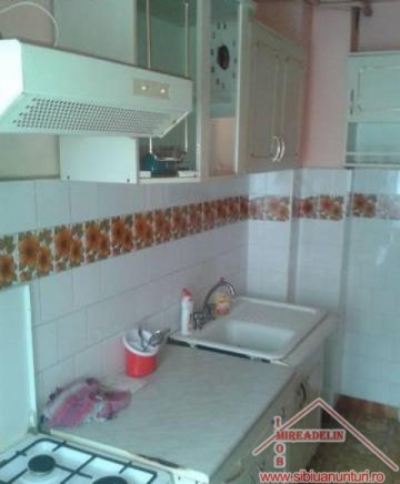 inchiriez-apartament-3-camere-calea-dumbravii-4
