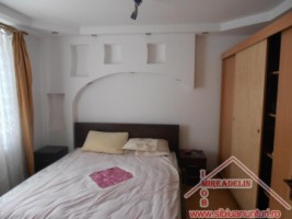 inchiriez-apartament-la-casa-2-camere-zona-lazaret-2