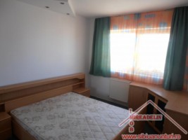inchiriez-apartament-3-camere-tilisca-2