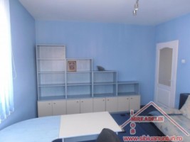 inchiriez-apartament-3-camere-tilisca-3