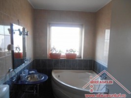 inchiriez-apartament-3-camere-tilisca-7