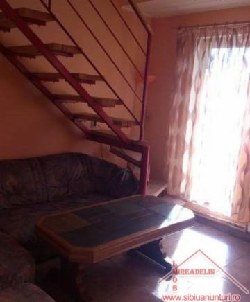 inchiriez-apartament-2-camere-50-mp-valea-aurie-2