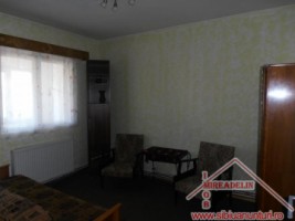 inchiriez-apartament-3-camere-zona-ciresica-2