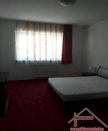 inchiriez-apartament-2-camere-zona-strand-2