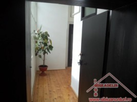 vand-apartament-cu-3-camere-ultracentral-3