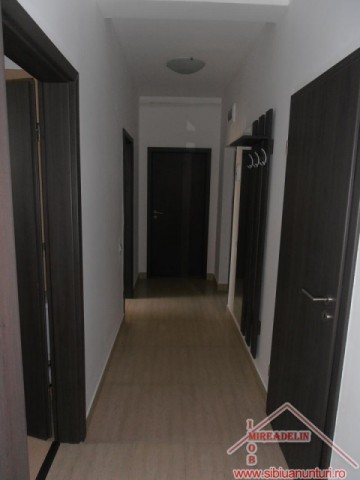 inchiriez-apartament-2-camere-strada-distributiei-5