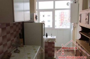inchiriez-apartament-3-camere-mihai-viteazu-4