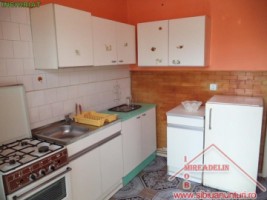 inchiriez-apartament-2-camere-59-mp-valea-aurie