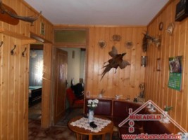 vand-apartament-3-camere-zona-vasile-aaron-4