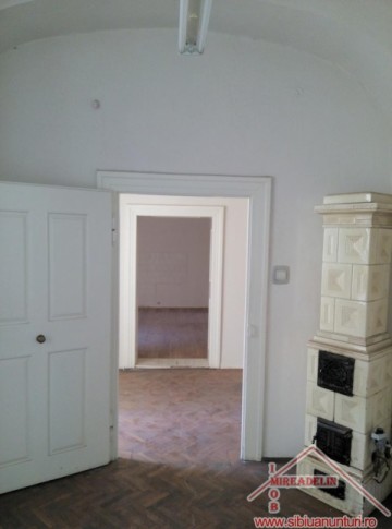 vand-apartament-la-casa-4-camerezona-ultracentrala-1