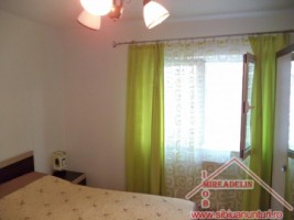 vand-apartament-4-camere-decomandate-cartstrand-3