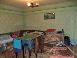 vand-casa-singur-in-curte-3-camere-zona-piata-cluj-2