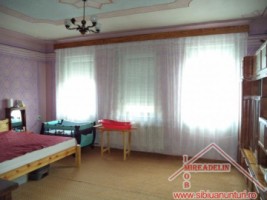 vand-casa-singur-in-curte-3-camere-zona-piata-cluj-4