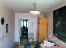 ocazie-vand-apartament-4-camere-decomandate-cartvaaron-2