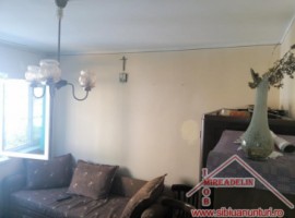 vand-apartament-2-camere-decomandate-39-mp-intrarea-siretului-2