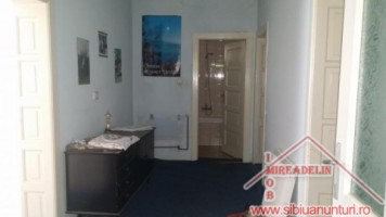 vand-urgent-casa-singur-in-curte-talmaciu-7