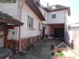 casa-4-camere-in-selimbar-800-mp-teren