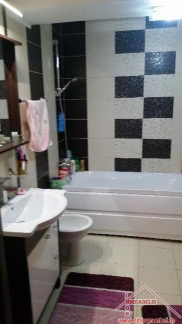 vand-apartament-3-camere-zona-calea-poplacii-6