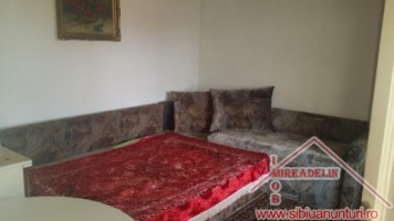 inchiriez-garsoniera-la-casa-zona-calea-poplacii-1