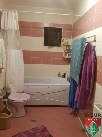 apartament-3-camere-de-vanzare-in-selimbar-utilat-si-mobilat-7