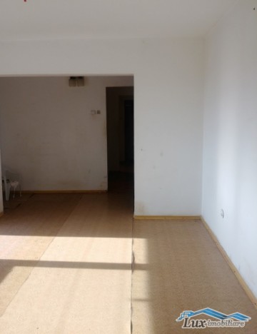 apartament-3-camere-zona-bd-decebal-45000-e-1