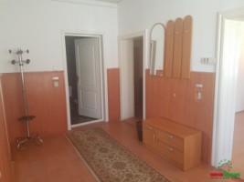 spatiu-birouri-pe-str-calea-poplacii-4