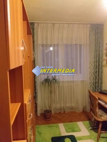 apartament-3-camere-de-vanzare-cetate-zona-closca-etaj-1-2