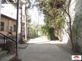 casa-cu-teren-879-mp-in-zona-centrala-id-21436