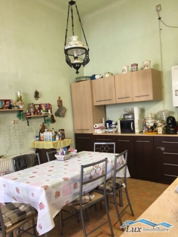 apartament-3-camere-zona-centrul-vechi-66000e