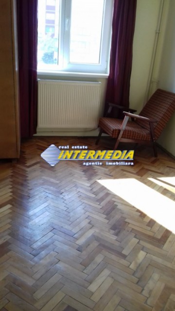 apartament-2-camere-decomandat-de-vanzare-centru-4