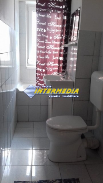 apartament-2-camere-decomandat-de-vanzare-centru-7