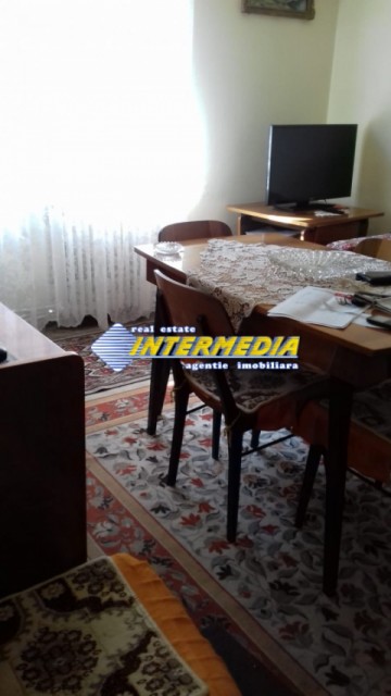 apartament-2-camere-de-vanzare-alba-iulia-zona-centru-1