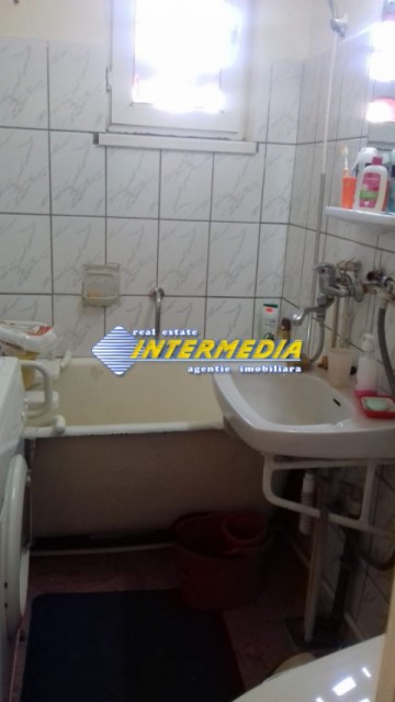 apartament-2-camere-de-vanzare-alba-iulia-zona-centru-6