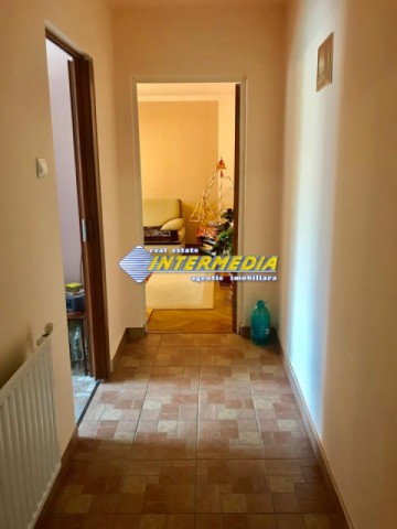 2-camere-de-inchiriat-in-cetate-alba-iulia-mobilat-12