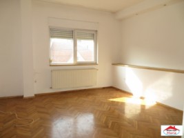 apartament-4-camere-nemobilat-zona-centrala-id-21441-1
