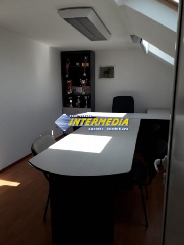 casaspatiu-comercial-biorouri-de-inchiriat-ultrafinisata-centru-9