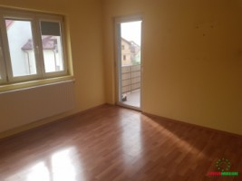 apartament-5-camere-zona-calea-poplacii-8