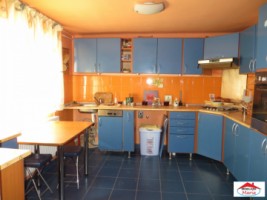 casa-cu-etaj-14-mai-id-21395-9