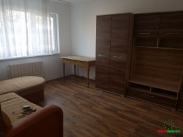 garsoniera-decomandata-zona-cedonia