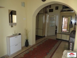 casa-3-camere-zona-titulescu-functionarilor-id-21448-4