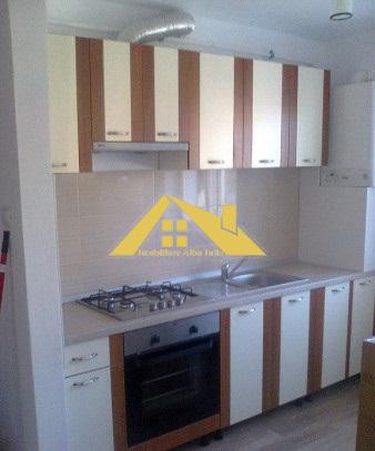 de-vanzare-apartament-2-camere-renovat-in-cetate