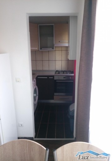 lux-imobiliare-apartament-cu-2-camere-aleea-jupiter-6