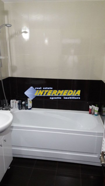 apartament-2-camere-in-alba-iulia-zona-ampoi-2-7