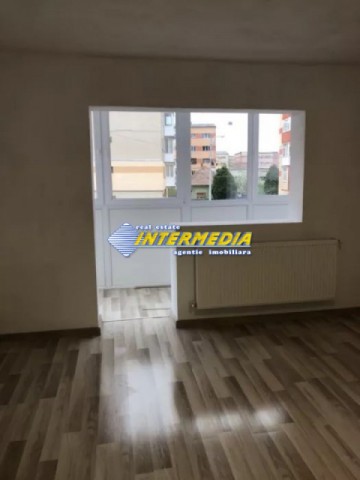 apartament-2-camere-de-vanzare-cetate-4